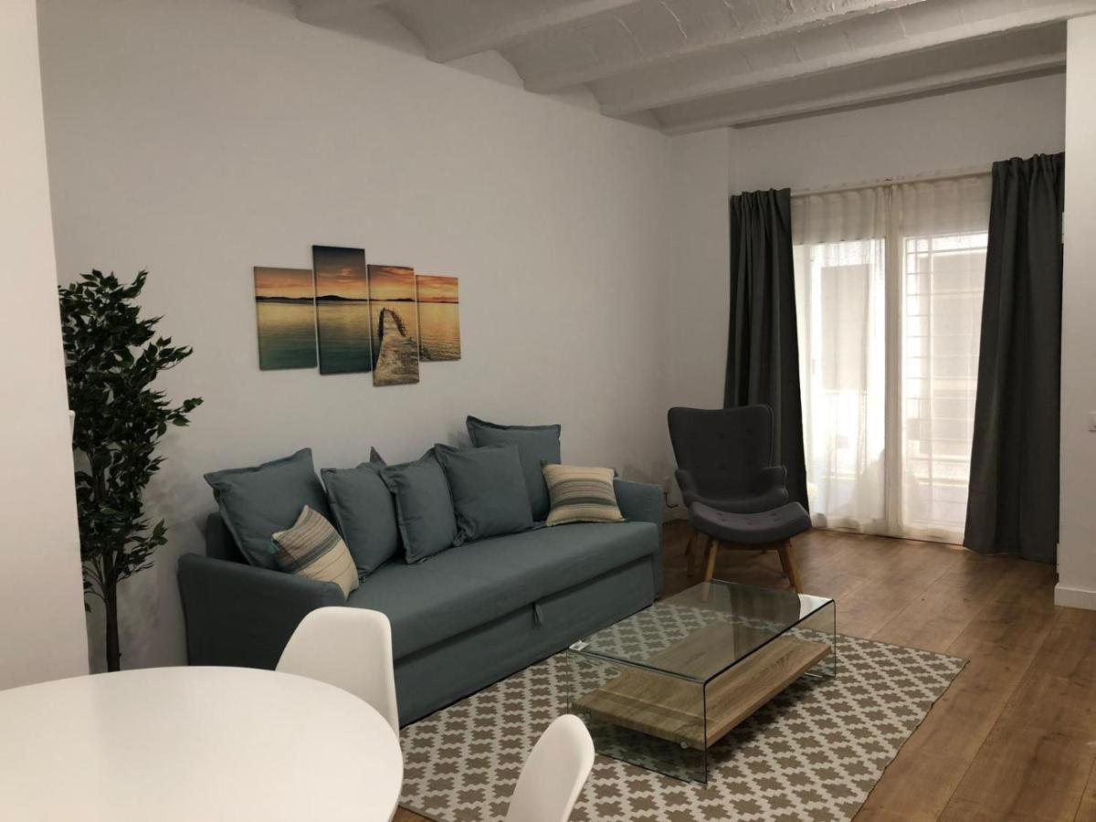 Gaudi Street Apartments Сиджес Экстерьер фото