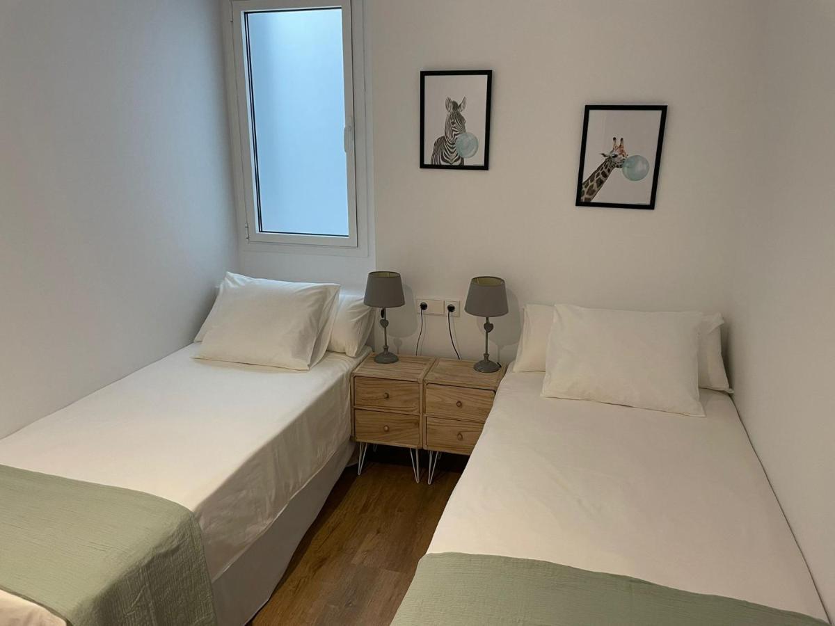 Gaudi Street Apartments Сиджес Экстерьер фото
