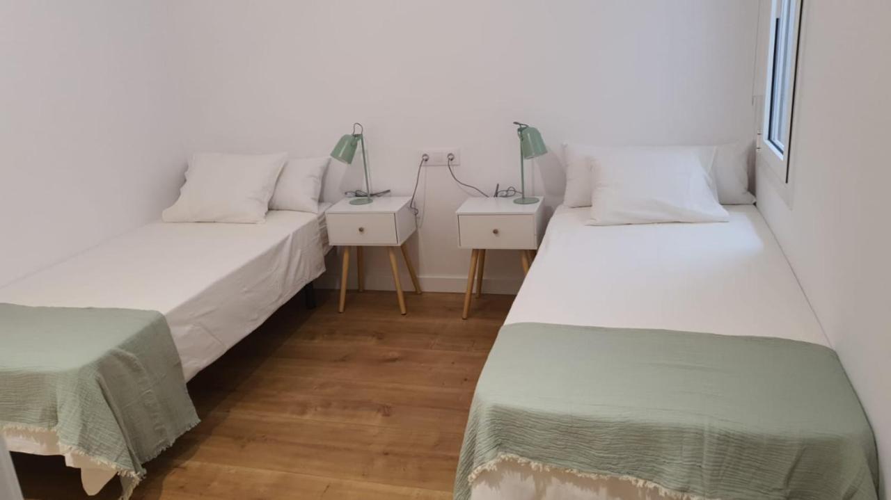 Gaudi Street Apartments Сиджес Экстерьер фото
